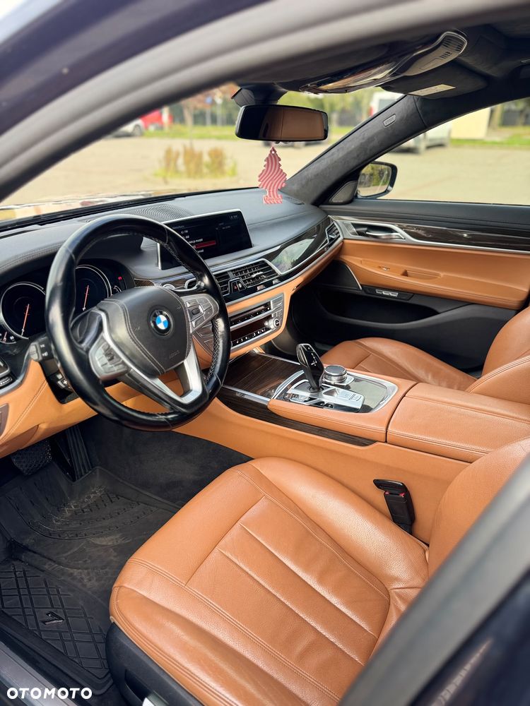 BMW Seria 7 730d - 19