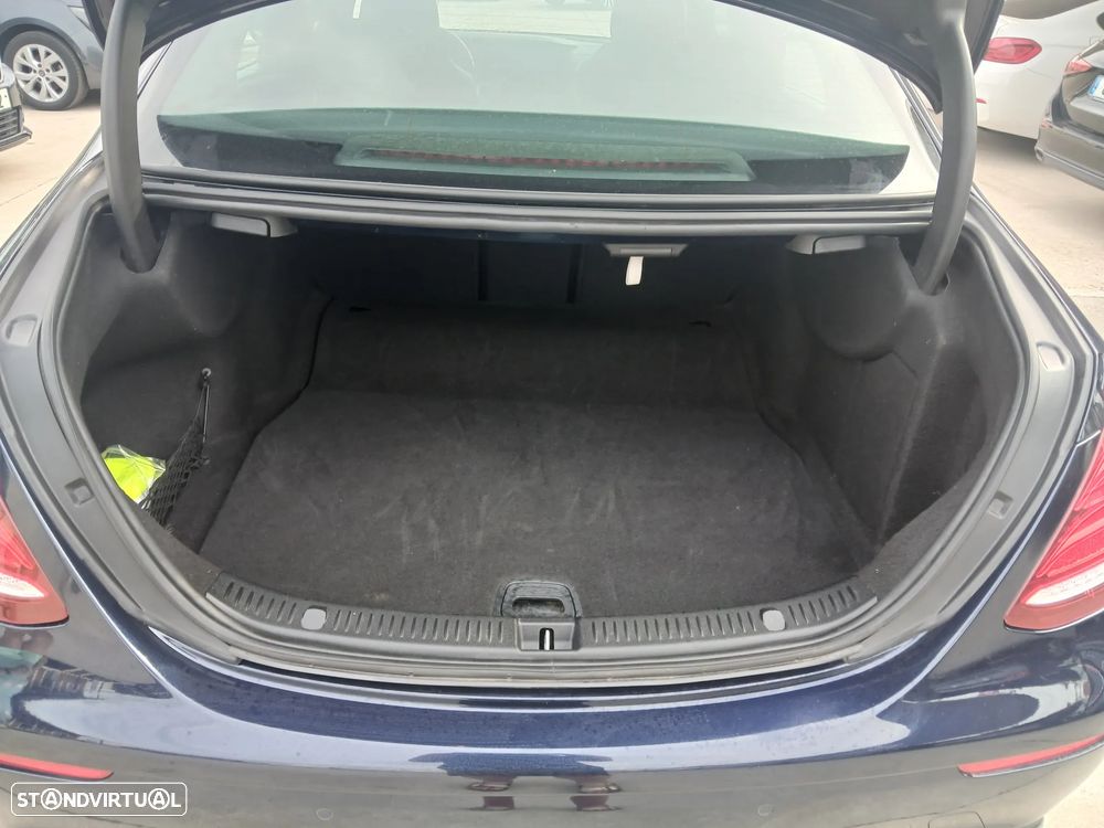 Mercedes-Benz E 220 - 8