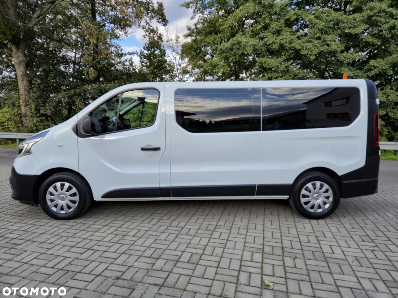 Renault Trafic ENERGY dCi 120 Grand Combi Life - 2