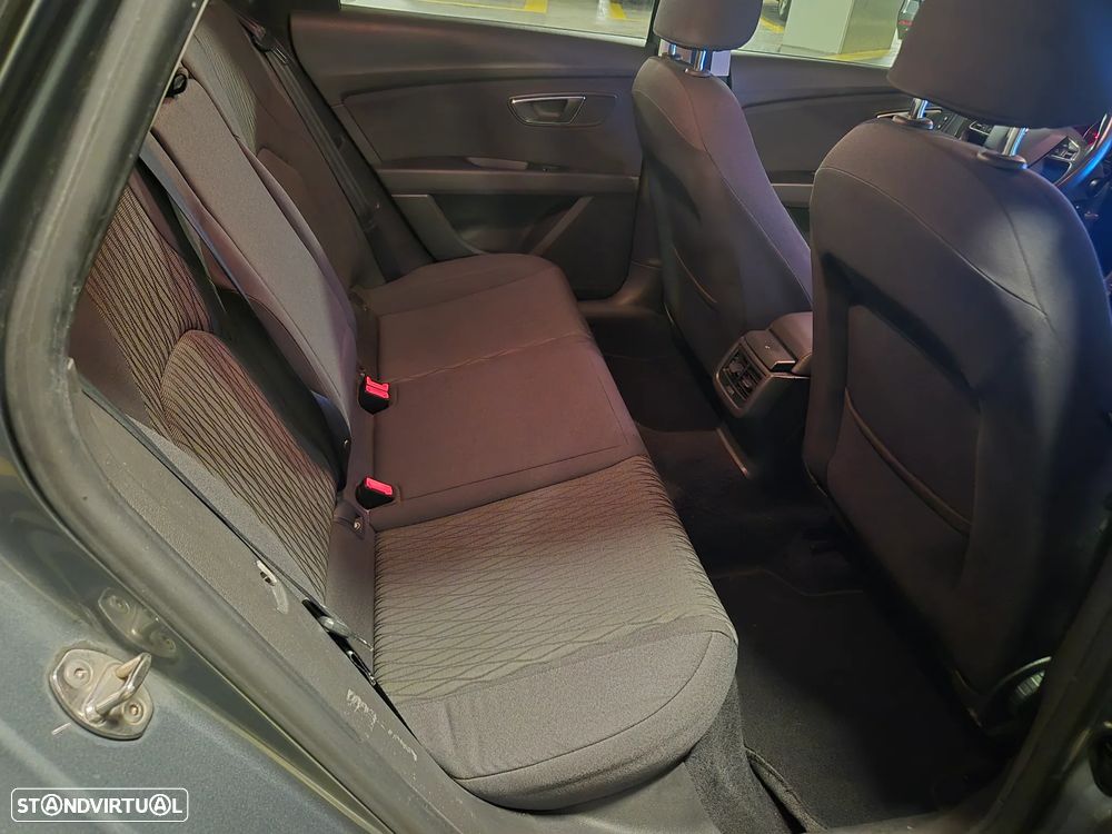 SEAT Leon ST 1.6 TDI Style Ecomotive - 42