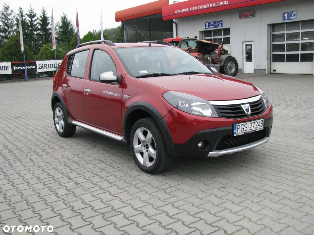 Dacia Sandero - 1