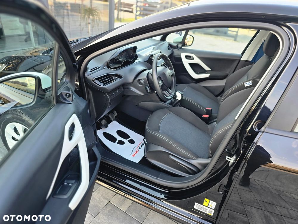 Peugeot 208 PureTech 68 Like - 24