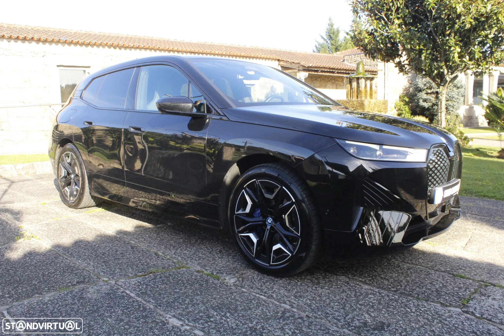 BMW iX xDrive 40 Pack Desportivo - 14