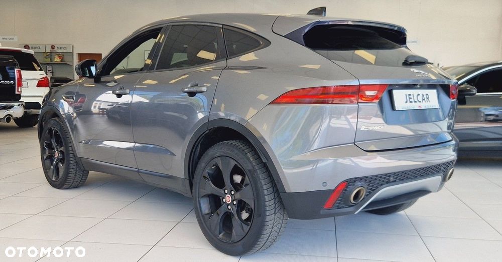 Jaguar E-Pace - 9