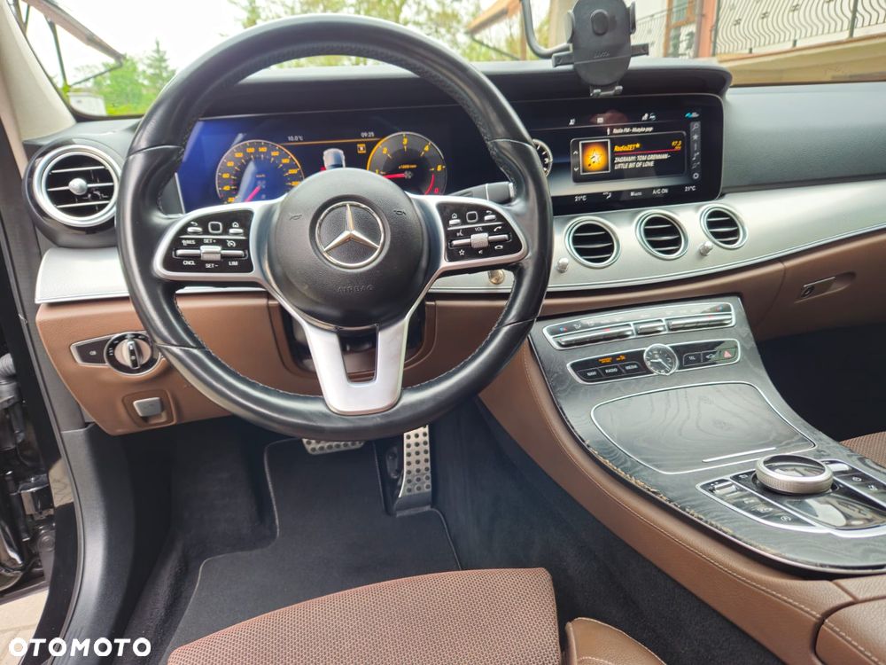 Mercedes-Benz Klasa E 220 d Avantgarde - 34