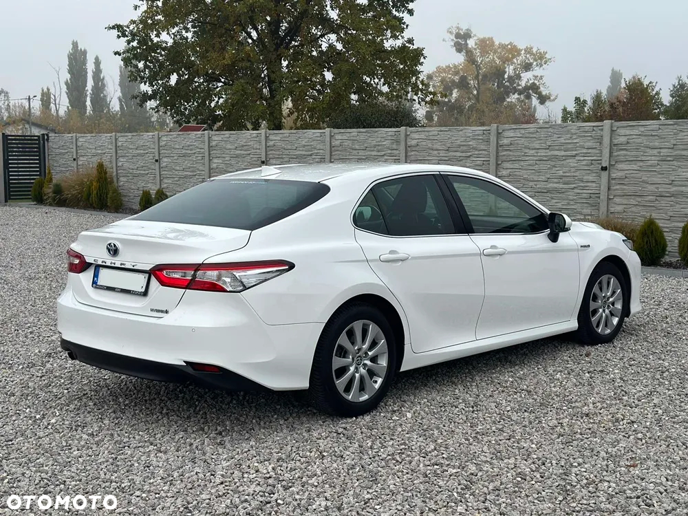 Toyota Camry 2.5 Hybrid Comfort CVT - 13