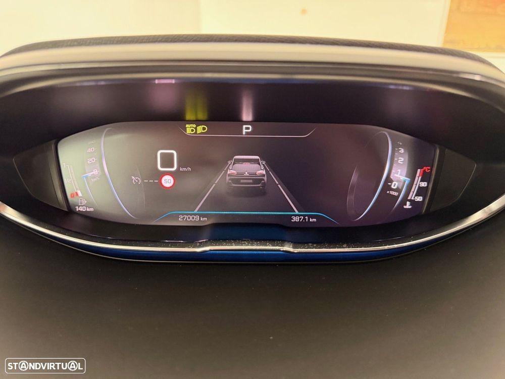 Peugeot 5008 1.2 PureTech Allure Pack EAT8 - 18