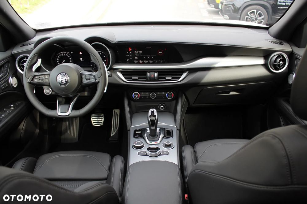 Alfa Romeo Stelvio 2.0 Turbo Veloce Q4 - 9