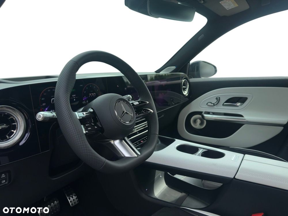 Mercedes-Benz GLB 220 mHEV 4-Matic 8G-eDCT - 12
