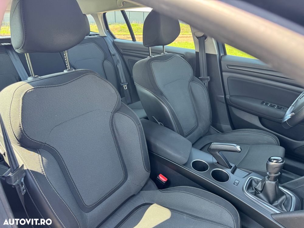 Renault Megane Blue dCi 116 Life - 8