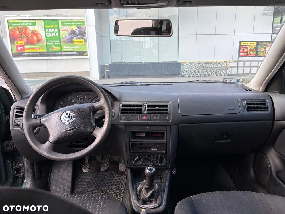Volkswagen Golf - 9