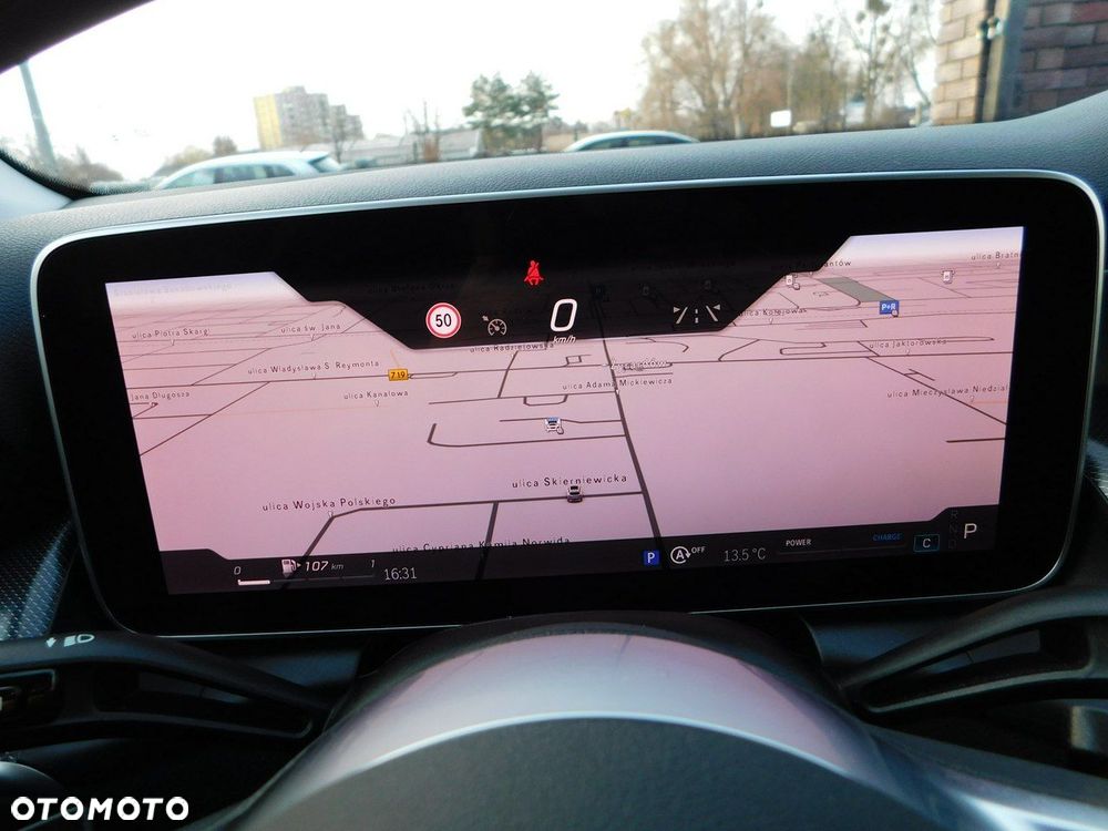 Mercedes-Benz GLC - 9