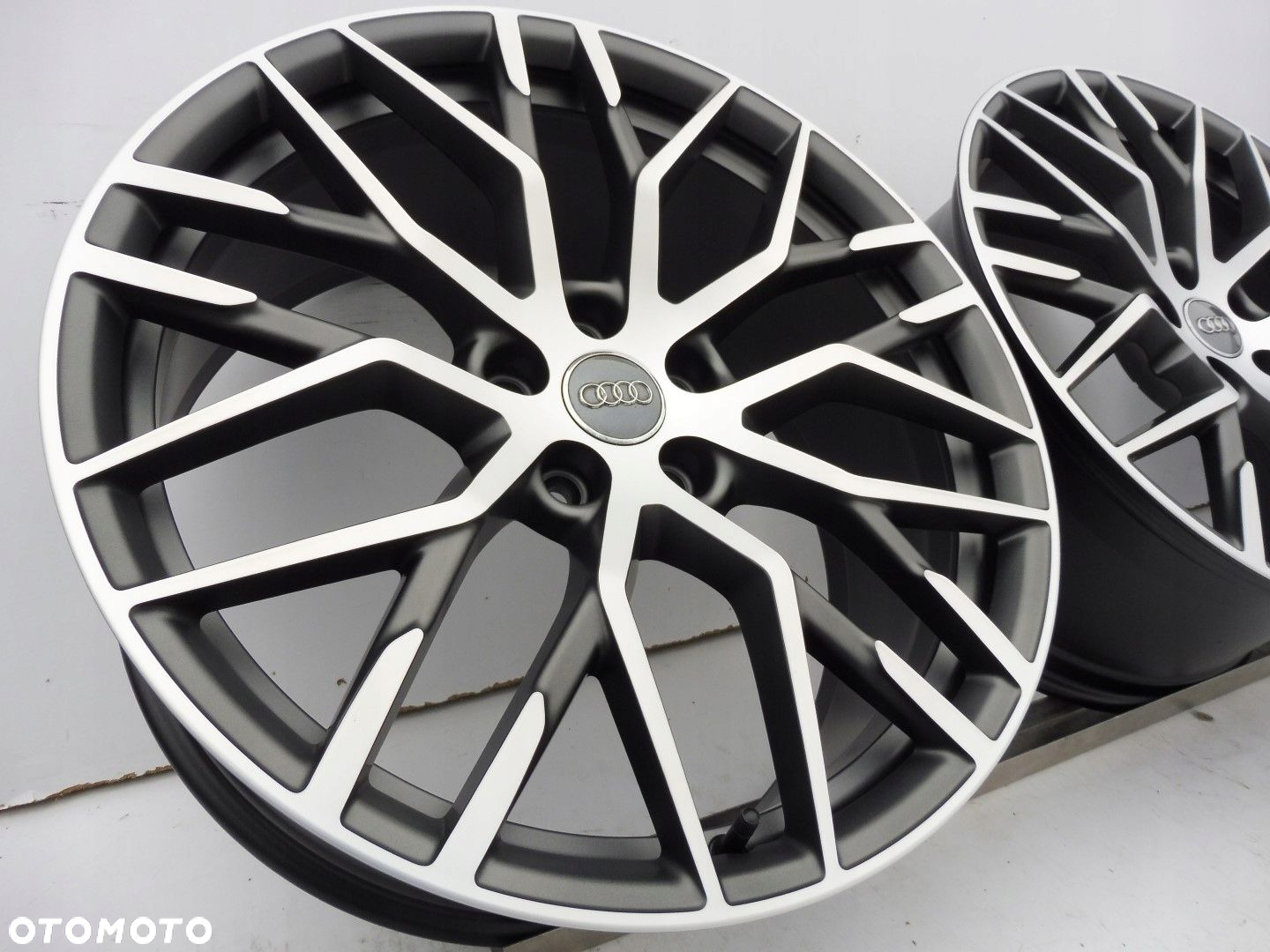 Felgi Audi R8 4S0601025G/C - 2