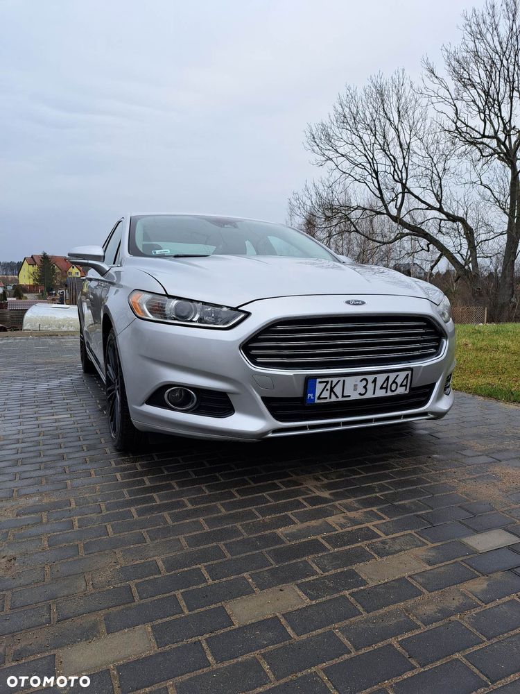 Ford Fusion - 2