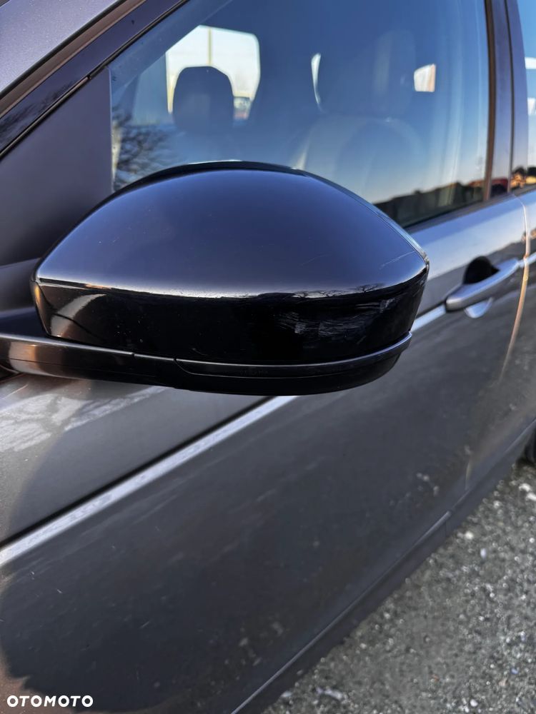 Land Rover Discovery Sport 2.0 TD4 HSE - 19