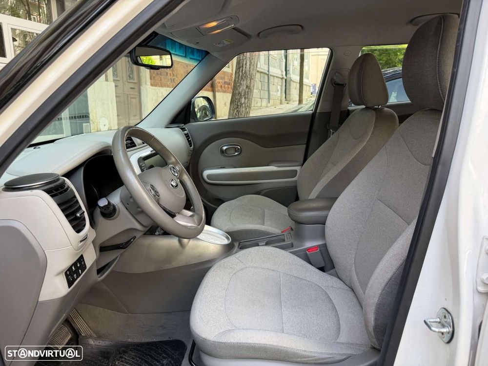 Kia e-Soul - 17
