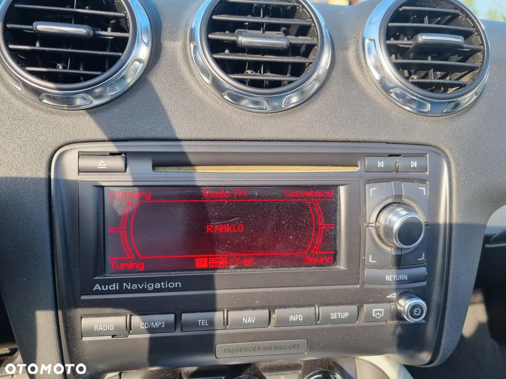 Audi TT Roadster 3.2 FSI Quattro - 11