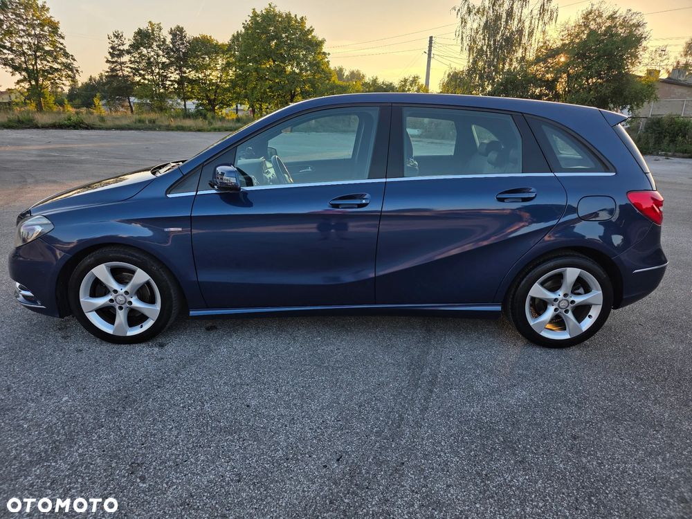 Mercedes-Benz Klasa B 200 (BlueEFFICIENCY) - 4