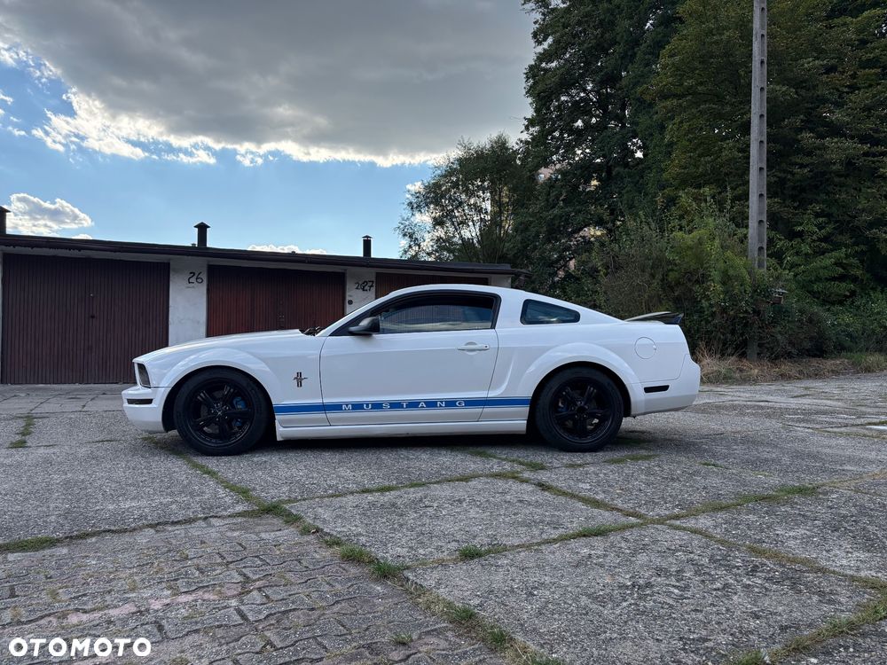 Ford Mustang - 8