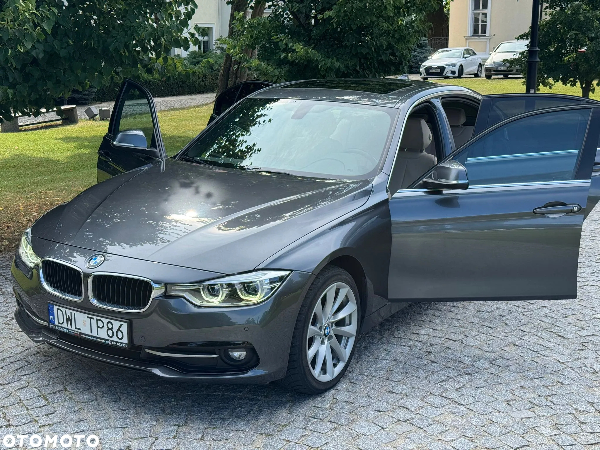 BMW Seria 3 330i - 21