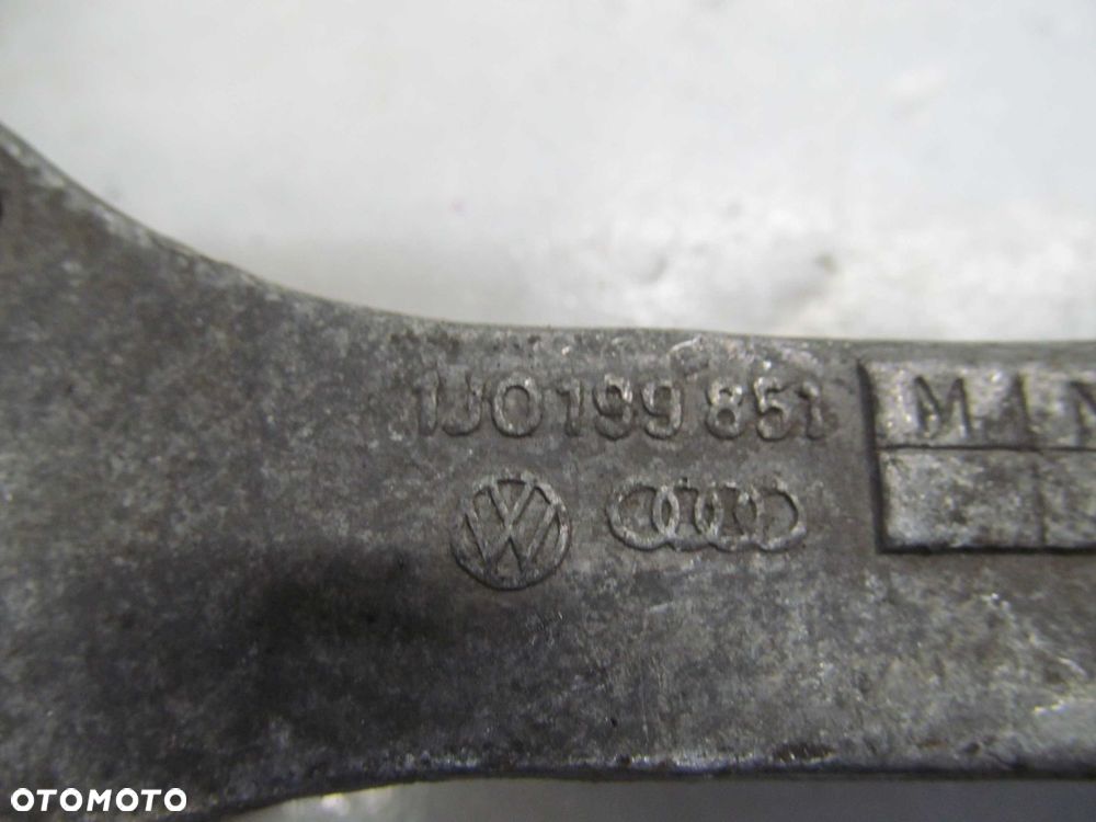 VOLKSWAGEN GOLF IV 1.9 TDI PODUSZKA LAPA SILNIKA 1J0199851 - 3