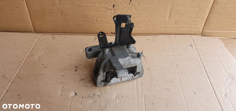 Łapa poduszka silnika VW Tiguan I Lift 2.0 TDI 5N0131552E 5N0199262E - 4