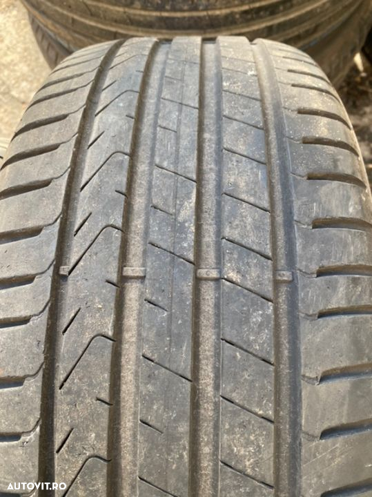vand 2 anvelope 225/40/18 pirelli cu runflat de vară ca noi - 3