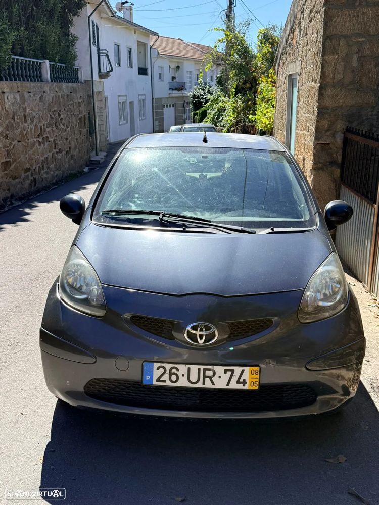 Toyota Aygo Standard - 1