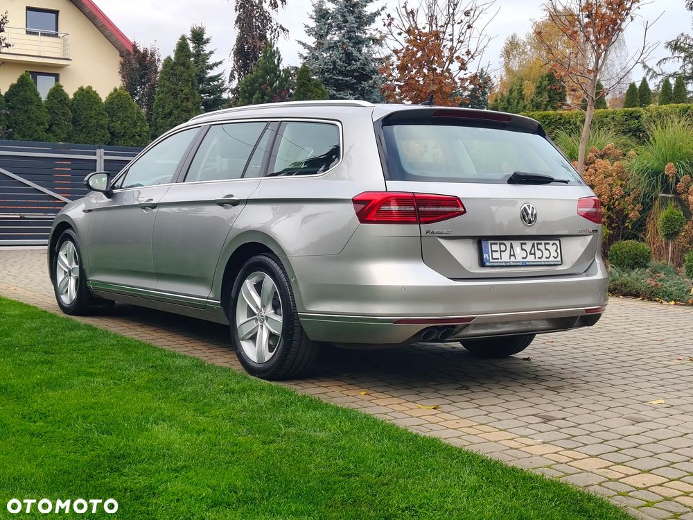 Volkswagen Passat Variant 2.0 TDI SCR 4Motion DSG Comfortline - 6