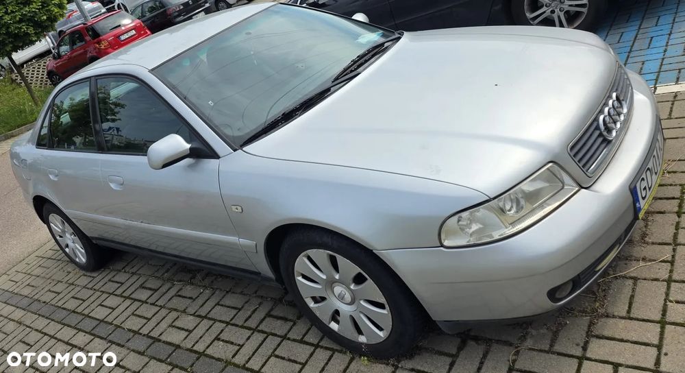 Audi A4 Limousine 1.8 - 3