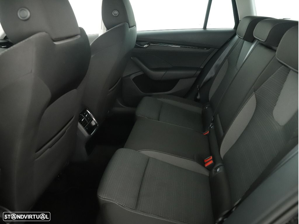 Skoda Octavia Break 1.4 TSi iV Ambition DSG - 24