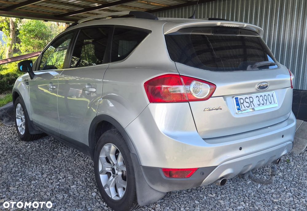 Ford Kuga 2.0 TDCi Titanium - 4