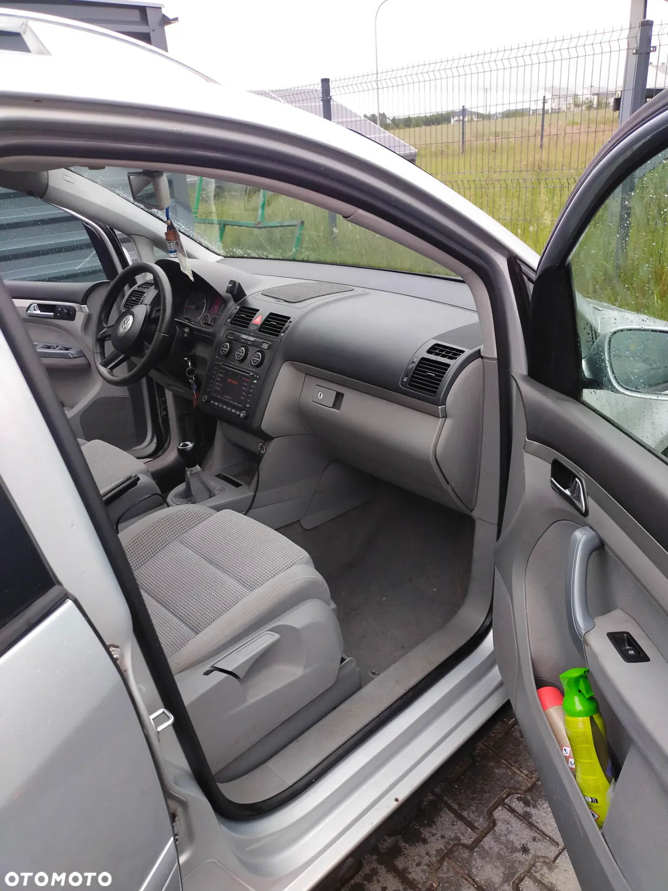 Volkswagen Touran 2.0 TDI Highline - 11