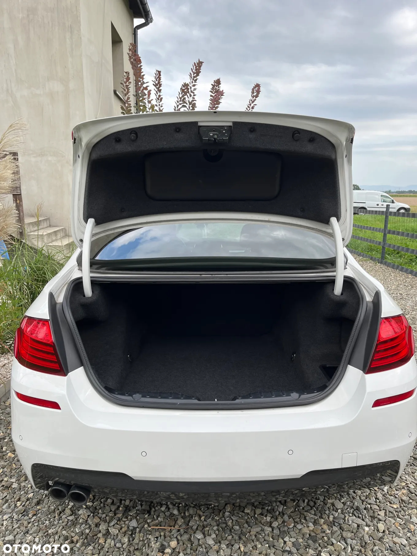 BMW Seria 5 525d xDrive - 10