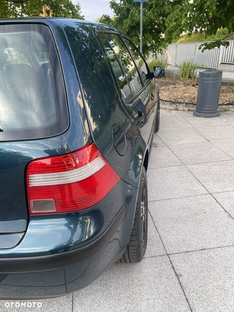 Volkswagen Golf - 17