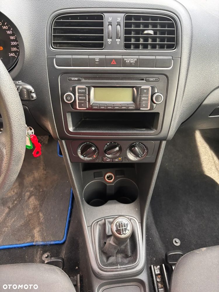 Volkswagen Polo - 19