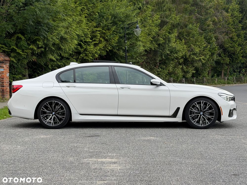 BMW Seria 7 740Li - 8