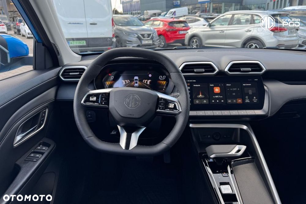 MG ZS Hybrid+ - 17