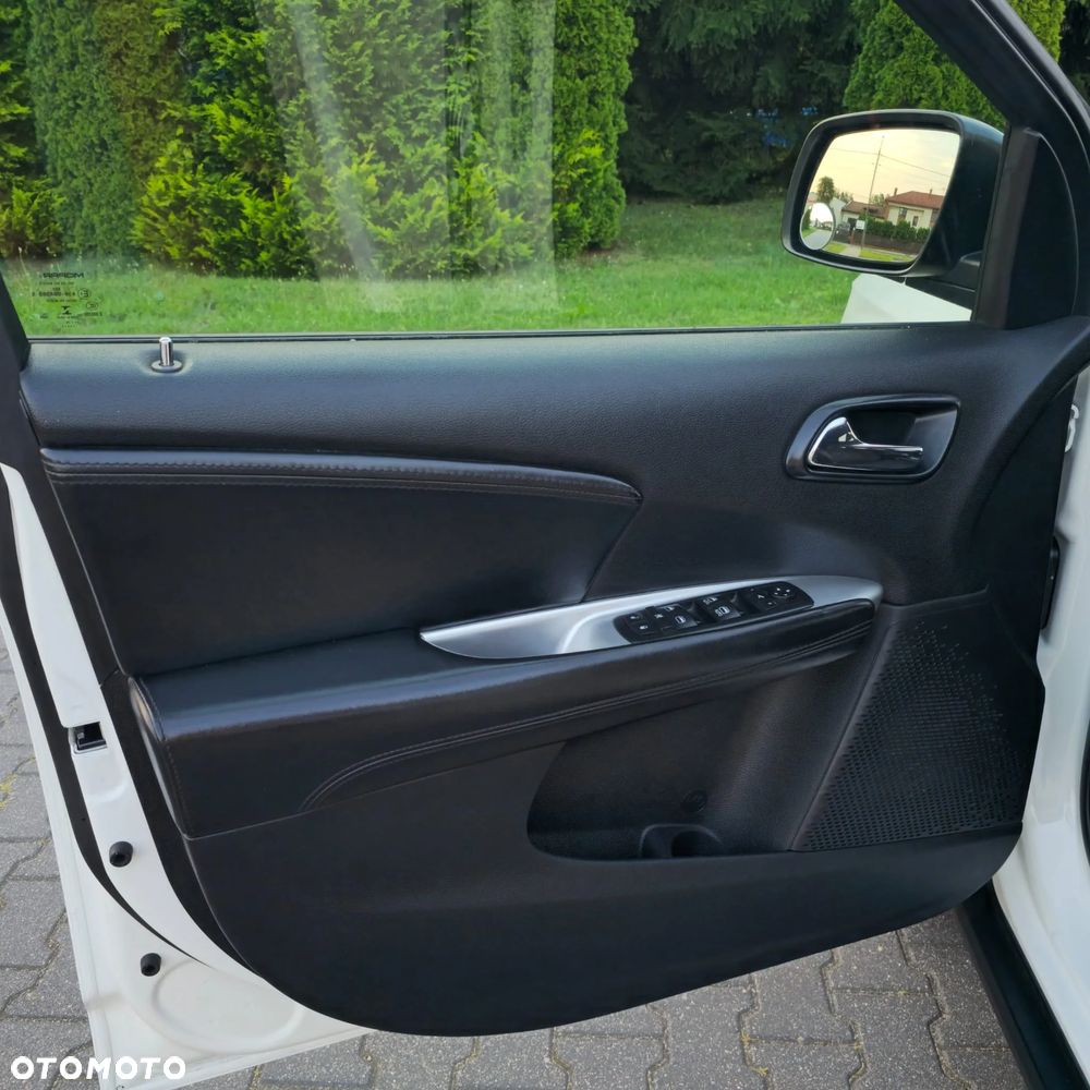Fiat Freemont 2.0 Multijet 16V DPF Urban - 23