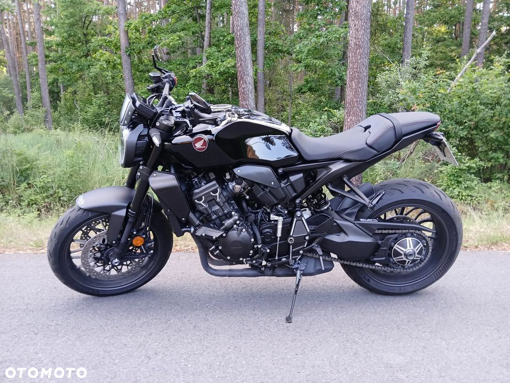 Honda CB - 3