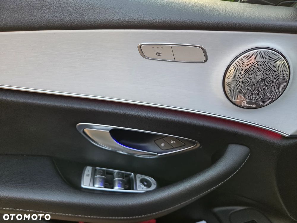 Mercedes-Benz Klasa E - 15