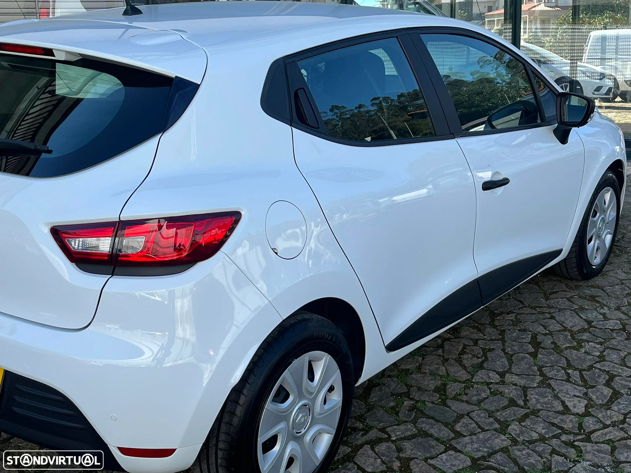 Renault Clio IV Van 1.5 dCi 75cv - 6