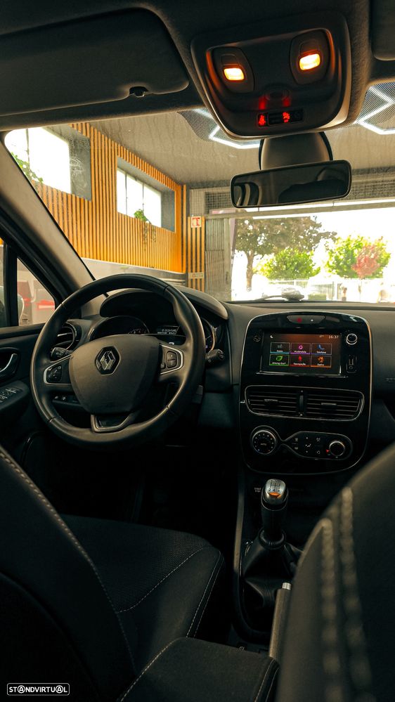 Renault Clio 1.0 TCe Zen - 12