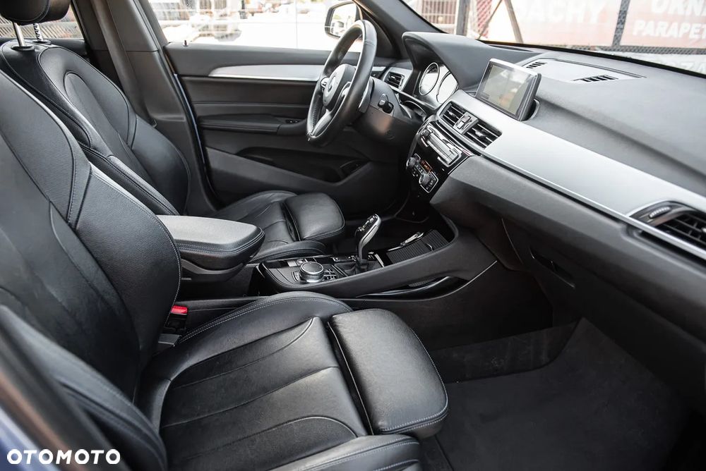 BMW X1 xDrive20i M Sport - 35