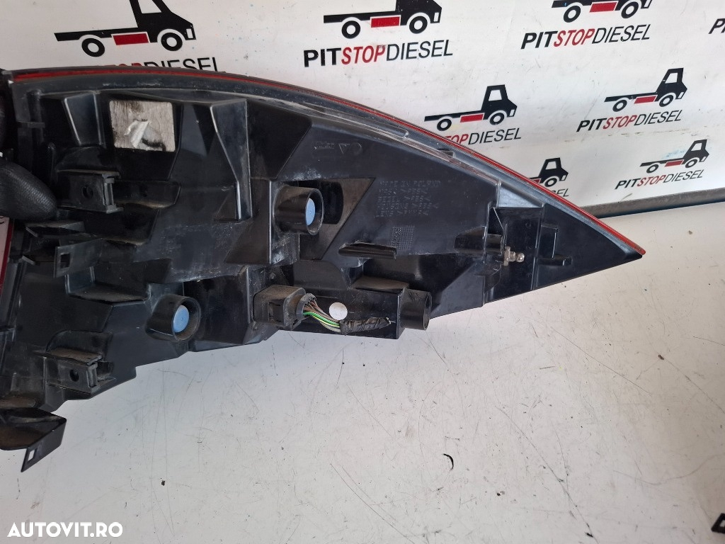 Stop stanga Porsche Cayenne 958 2010 2011 2012 2013 2014 7P5945095T 89090747 - 6