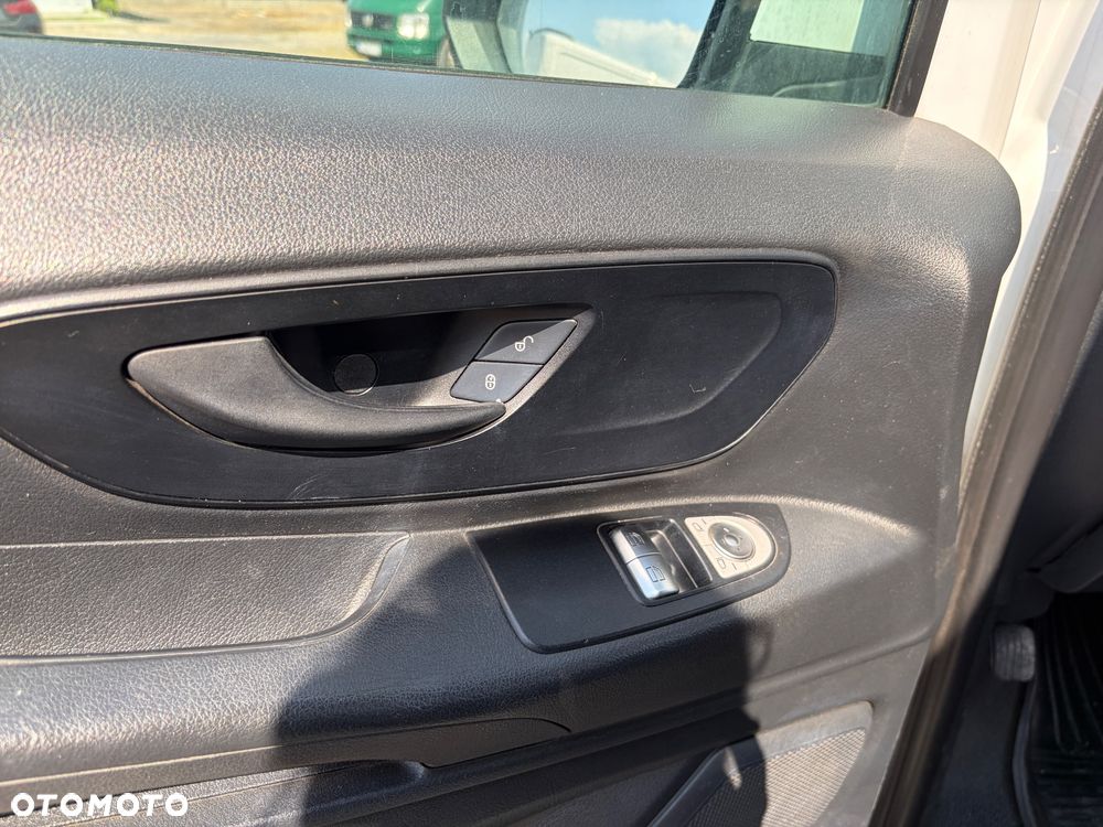 Mercedes-Benz Vito - 17