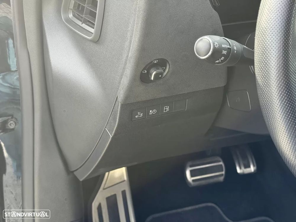 DS DS4 E-Tense Performance Line EAT8 - 19