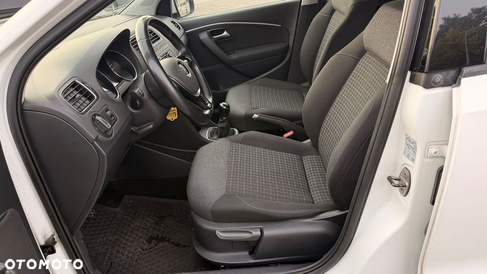 Volkswagen Polo - 22