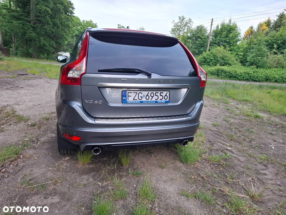 Volvo XC 60 D3 Drive-E R-Design Momentum - 6