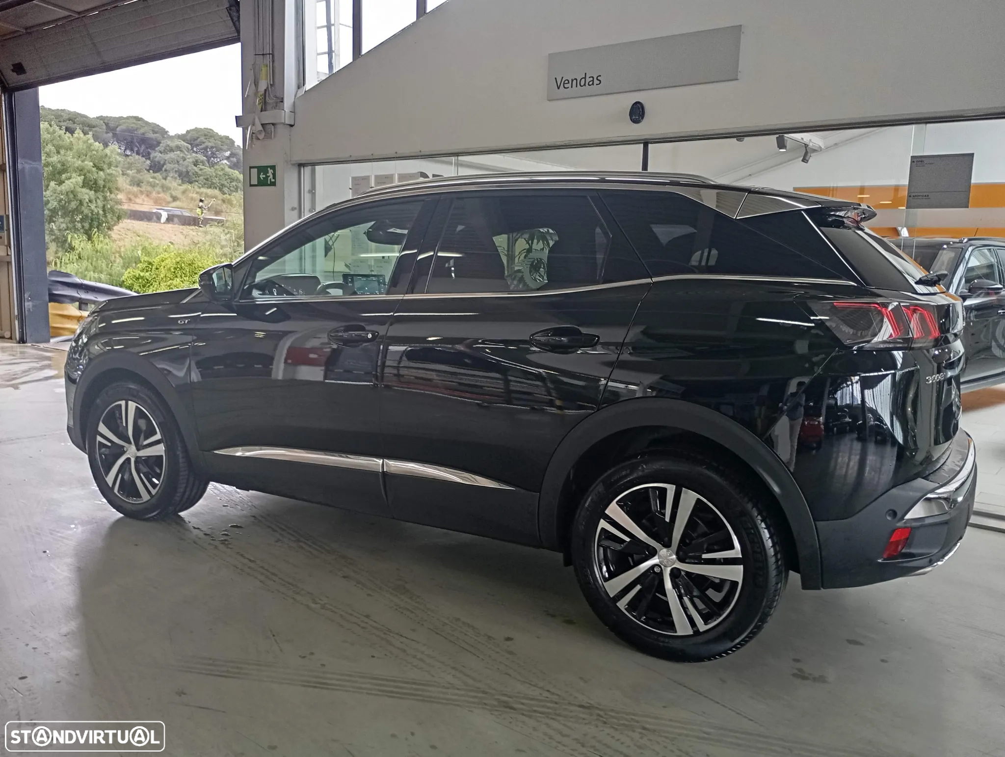 Peugeot 3008 1.5 BlueHDi GT Pack EAT8 - 4